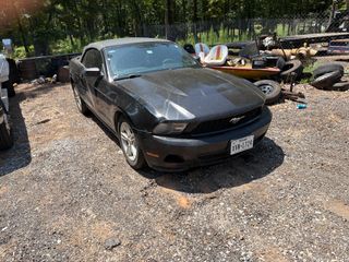 2010 Ford Mustang - Exterior Front Right Corner Image
